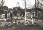 1909 8 In de tuin